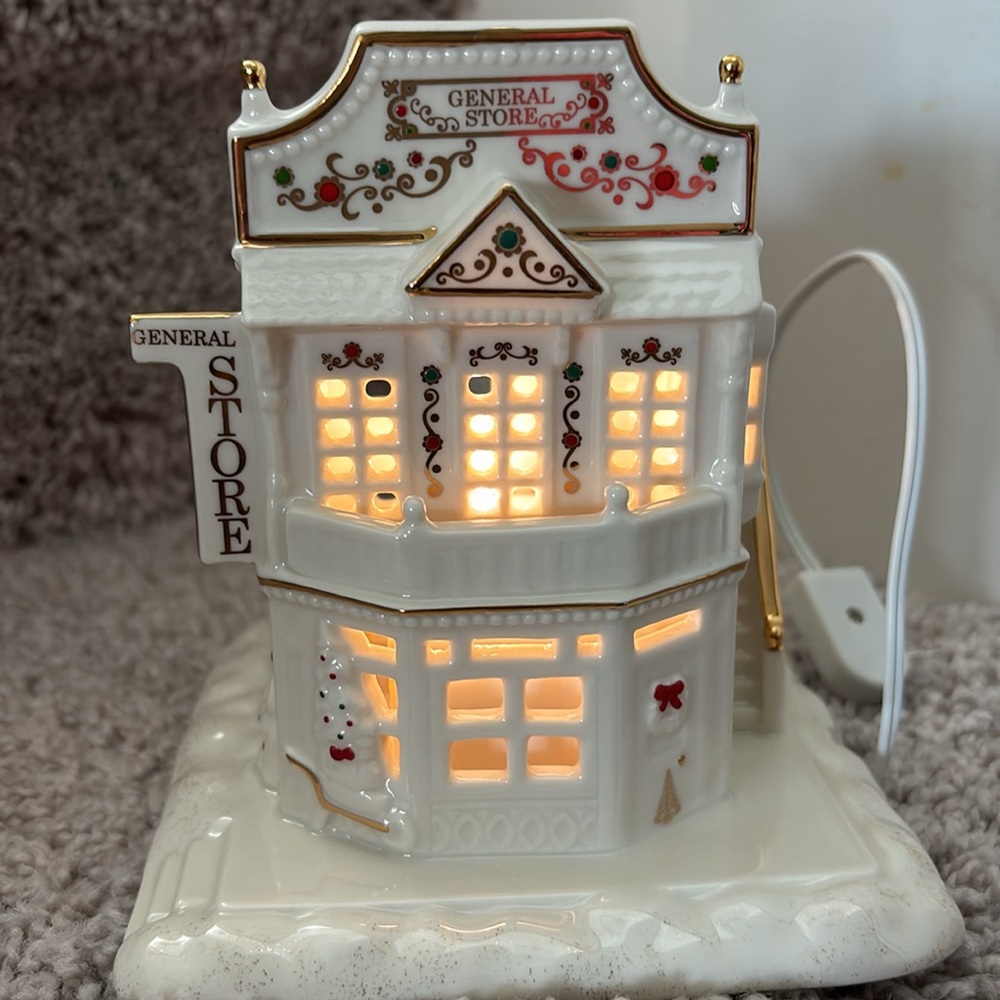 Mistletoe Park Village Ceramic General Store Decor with Gold Accents - Picture 8 of 11